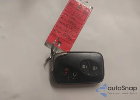 2011 Lexus Es 350 z USA, uszkodzony, nr VIN JTHBK1EG1B2426526